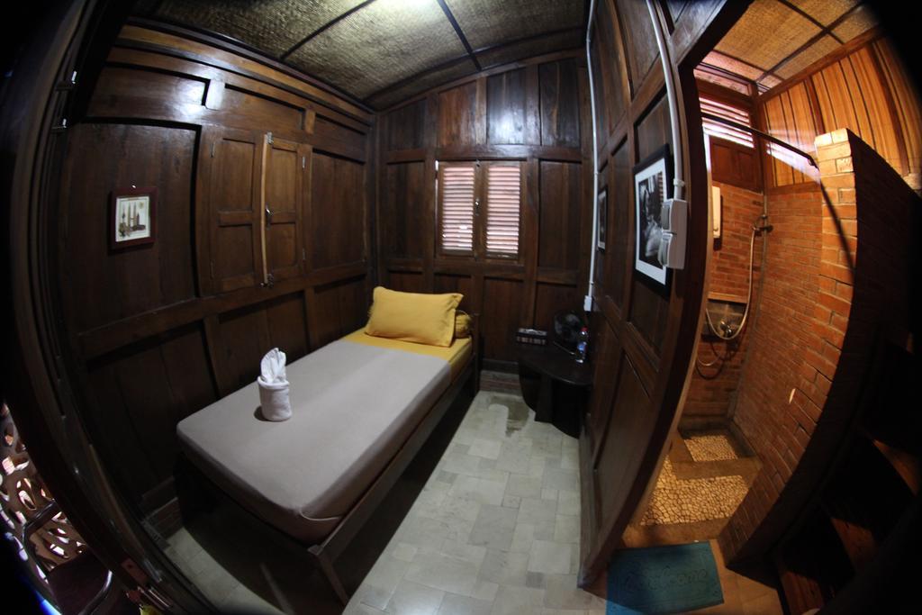 Omah Garengpoeng Guest House Magelang Habitación foto